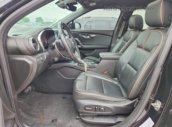 3GNKBKRS8KS703478 2019 CHEVROLET BLAZER Черный Вид салона спереди