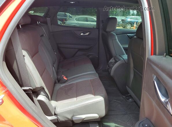3GNKBKRSXLS618062 2020 CHEVROLET BLAZER Red Widok wnętrza z tyłu