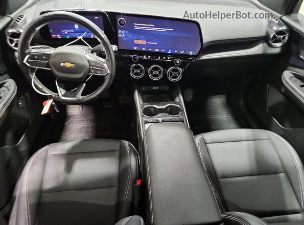 3GNKDGRJ0SS124967 2025 CHEVROLET BLAZER Silver Vista del salpicadero