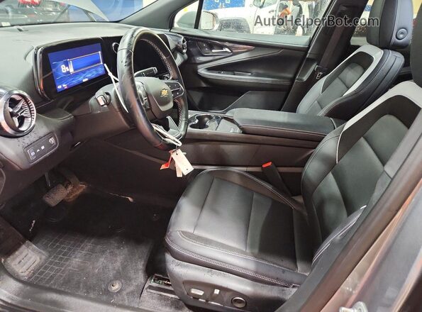 3GNKDGRJ0SS124967 2025 CHEVROLET BLAZER Silver Vista interior delantera