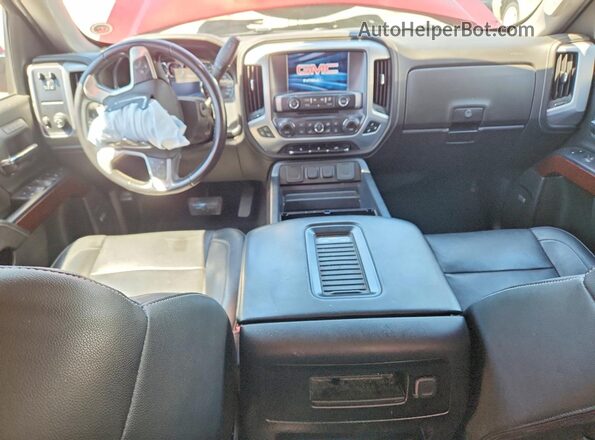 3GTP1NEC4JG555106 2018 GMC SIERRA Красный Вид панели приборов