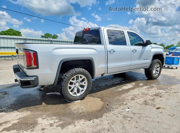 3GTU2NEC4HG164077 2017 GMC SIERRA Silver Tył prawy
