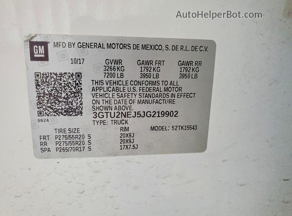 3GTU2NEJ5JG219902 2018 GMC SIERRA White Widok komory silnika