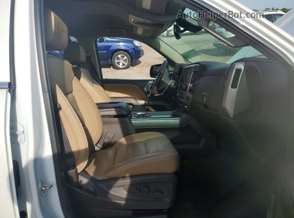 3GTU2PEC0JG377772 2018 GMC SIERRA Белый Вид салона спереди