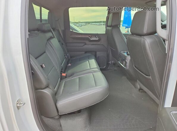 3GTUUDEDXRG385908 2024 GMC SIERRA White Vista de los asientos traseros