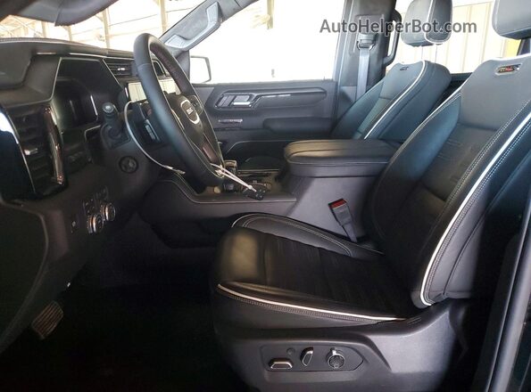 3GTUUFEL3TG166329 2026 GMC SIERRA Black წინა სალონის ხედი
