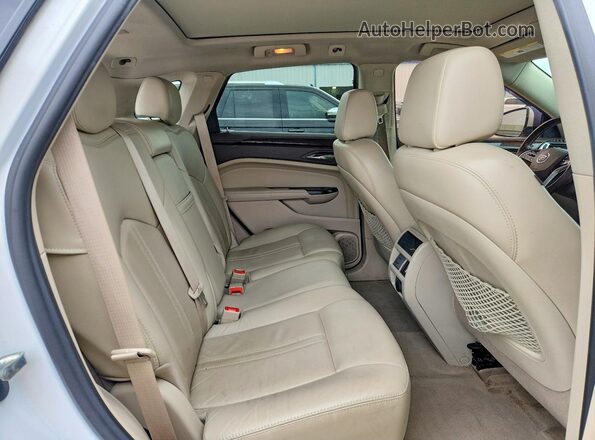 3GYFNBE31GS500627 2016 CADILLAC SRX White უკანა სალონის ხედი