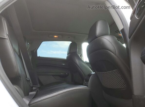 3GYFNBE36GS577994 2016 CADILLAC SRX White Widok wnętrza z tyłu