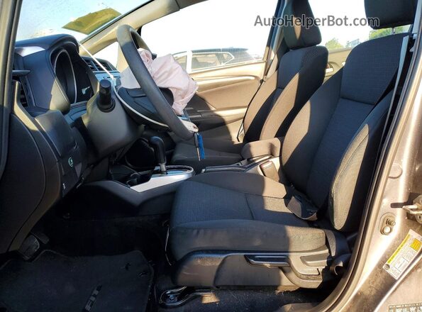 3HGGK5H44KM721887 2019 HONDA FIT Серый Вид салона спереди