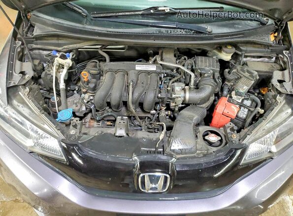 3HGGK5H54HM710485 2017 HONDA FIT Gray Widok wnętrza z tyłu