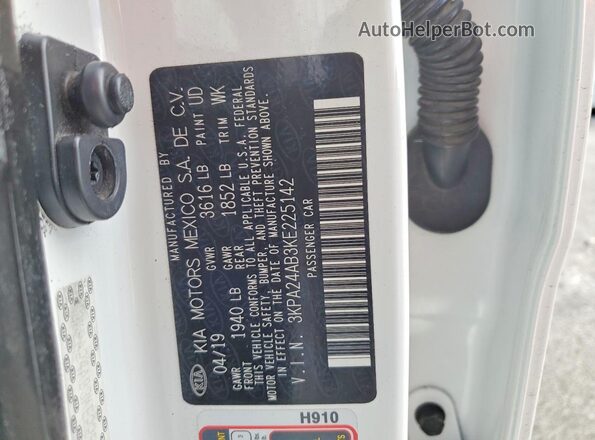 3KPA24AB3KE225142 2019 KIA RIO White Вид підкапотного простору