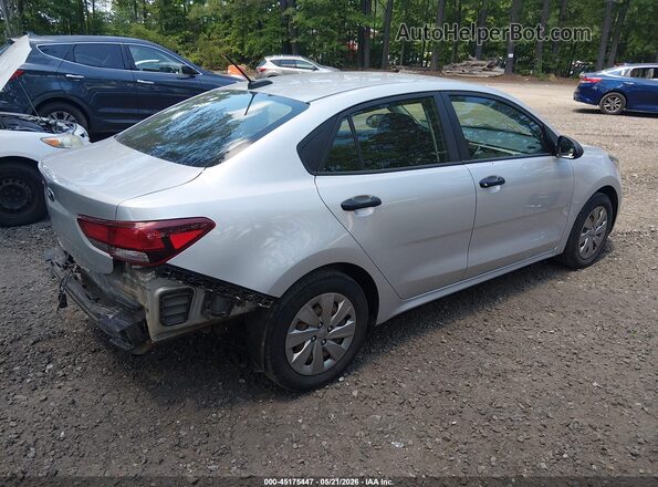 3KPA24AB7JE078712 2018 KIA RIO Серебряный Задняя правая четверть