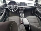 2019 Kia Rio S Синий vin: 3KPA24ABXKE164078