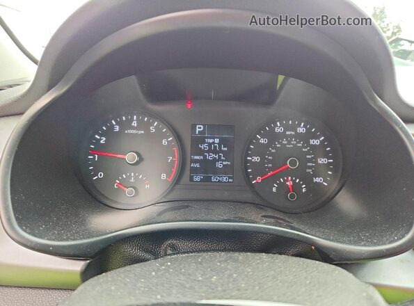 3KPA24AD0LE328764 2020 KIA RIO Black Widok zestawu wskaźników
