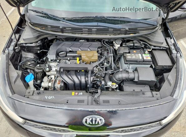 3KPA24AD0LE328764 2020 KIA RIO Black Widok wnętrza z tyłu