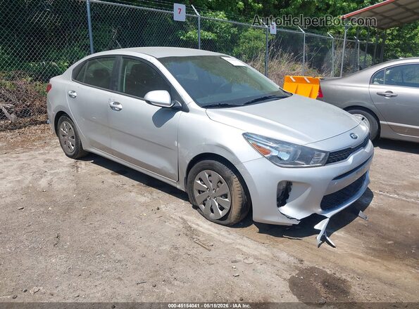 3KPA24AD0LE339196 2020 KIA RIO Серебряный Передняя правая четверть