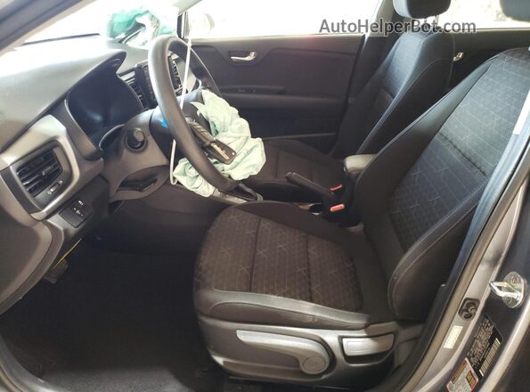 3KPA24AD2LE314848 2020 KIA RIO Gray Սալոնի դիմացի տեսք