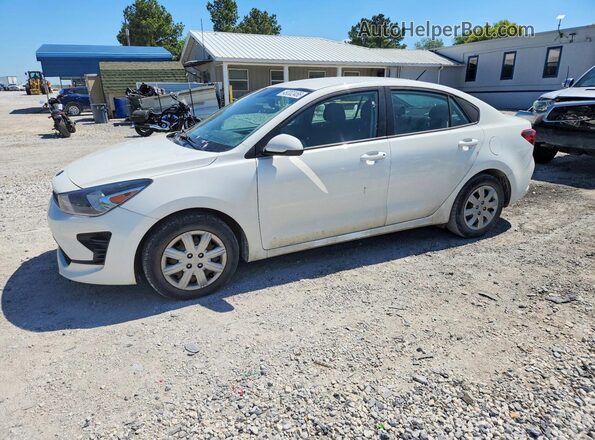 3KPA24AD3ME392802 2021 KIA RIO White Vista tres cuartos delantera izquierda