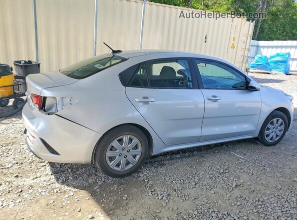 3KPA24AD3NE439151 2022 KIA RIO Silver Trasero derecho
