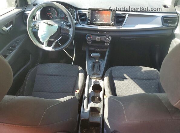 3KPA24AD4LE358169 2020 KIA RIO Белый Вид панели приборов
