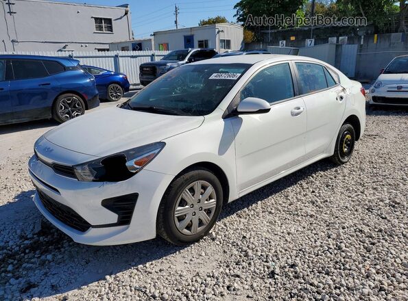 3KPA24AD4NE471316 2022 KIA RIO White Front left