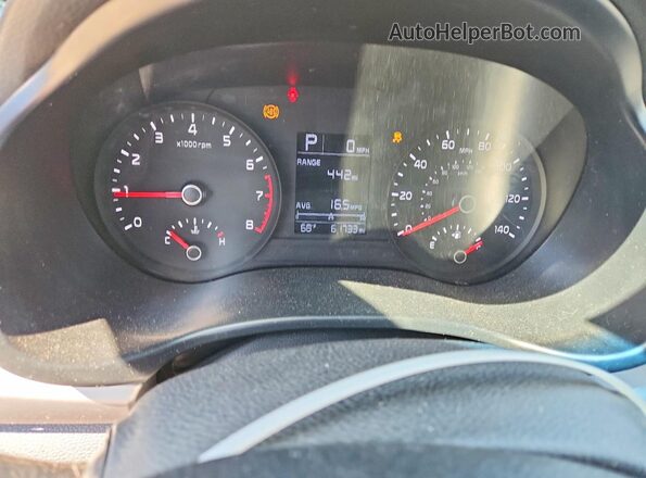 3KPA24AD5LE284308 2020 KIA RIO Silver Instrument cluster view