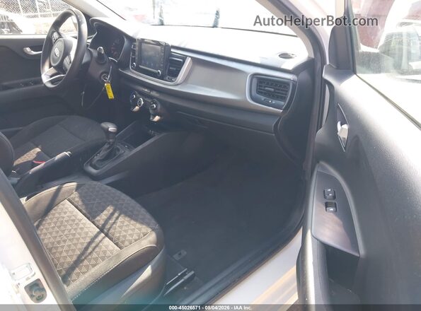 3KPA24AD5LE340859 2020 KIA RIO Белый Вид салона спереди