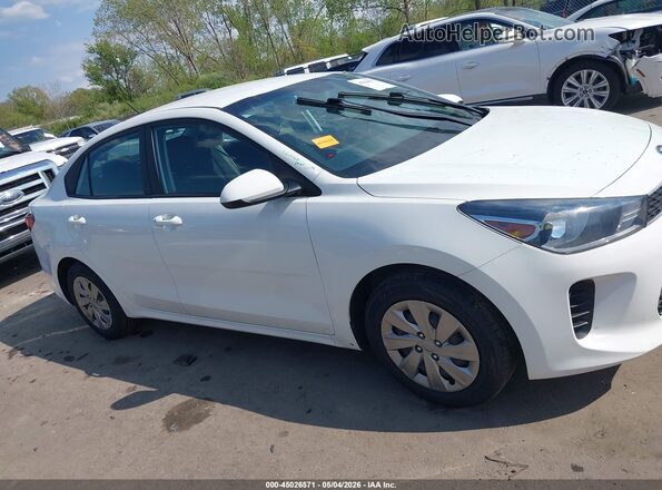 3KPA24AD5LE340859 2020 KIA RIO Белый Вид задней части салона