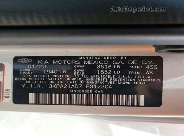 3KPA24AD7LE312304 2020 KIA RIO Серебряный Вид подкапотного пространства