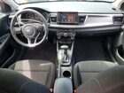 2020 Kia Rio S Серебряный vin: 3KPA24AD7LE312304