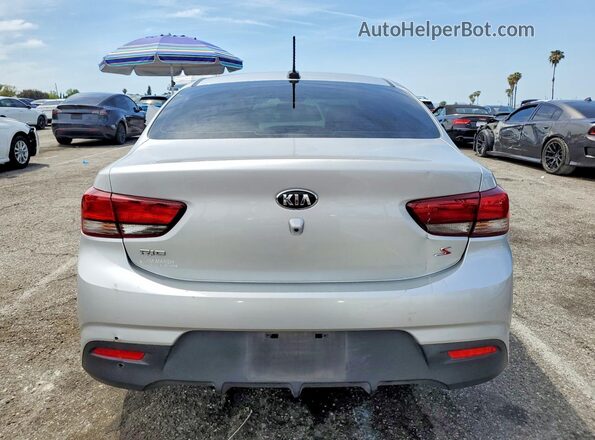 3KPA24AD7LE312304 2020 KIA RIO Серебряный Вид сзади