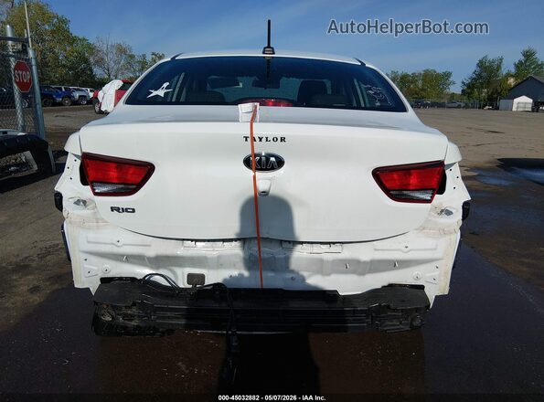 3KPA24AD7ME403963 2021 KIA RIO Белый 