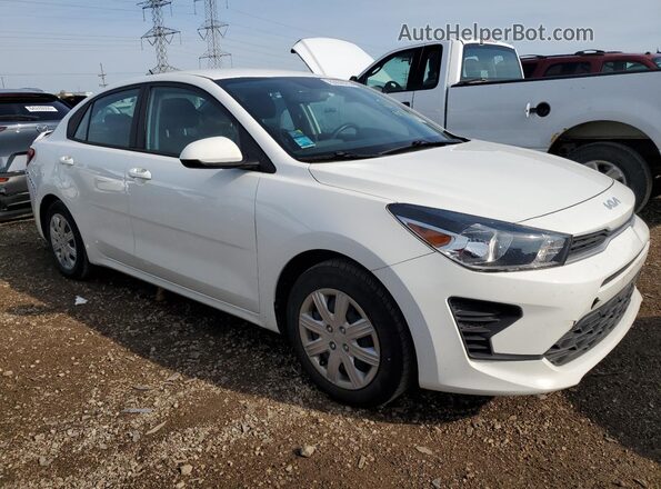 3KPA24AD7NE433773 2022 KIA RIO White Przód prawy