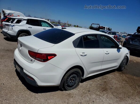 3KPA24AD8LE295836 2020 KIA RIO White Rear right