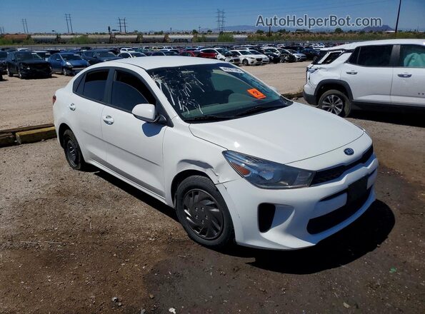 3KPA24AD8LE295836 2020 KIA RIO White Front right