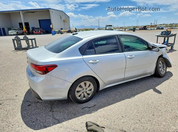 3KPA24AD9LE296963 2020 KIA RIO Silver Задня права чверть