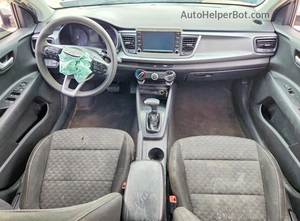 3KPA24ADXLE273997 2020 KIA RIO Silver Առջևի վահանակի տեսք