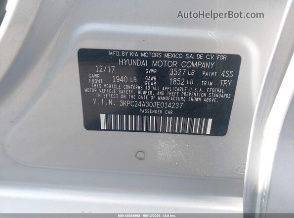 3KPC24A30JE014237 2018 HYUNDAI ACCENT Silver ძრავის განყოფილების ხედი