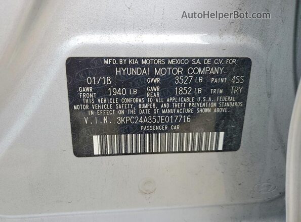 3KPC24A35JE017716 2018 HYUNDAI ACCENT Silver Widok komory silnika