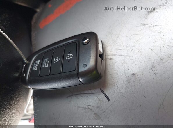 3KPC24A38KE065812 2019 HYUNDAI ACCENT Серебряный Вид панели приборов