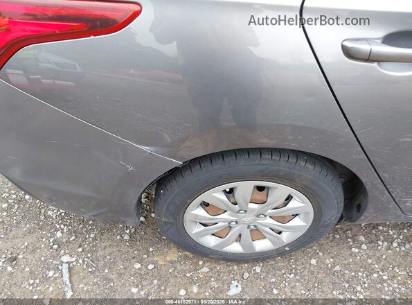 3KPC24A3XJE026363 2018 HYUNDAI ACCENT Gray Vista frontal