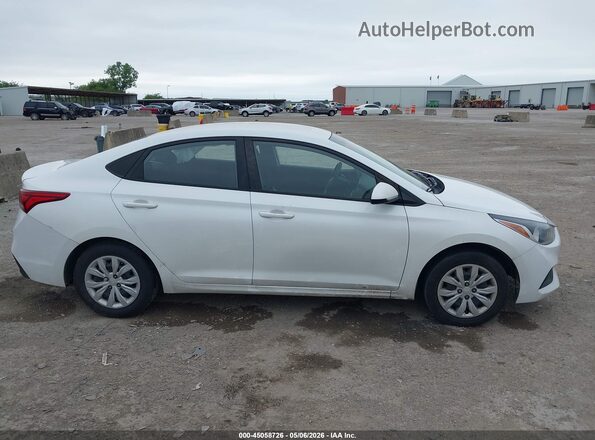 3KPC24A60LE097939 2020 HYUNDAI ACCENT Белый Вид задней части салона