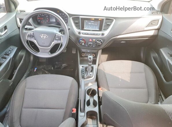 3KPC24A60ME129726 2021 HYUNDAI ACCENT Silver Widok deski rozdzielczej