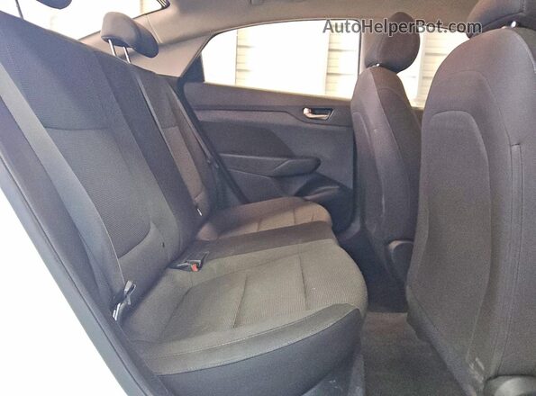 3KPC24A63LE097255 2020 HYUNDAI ACCENT Белый Вид задних сидений