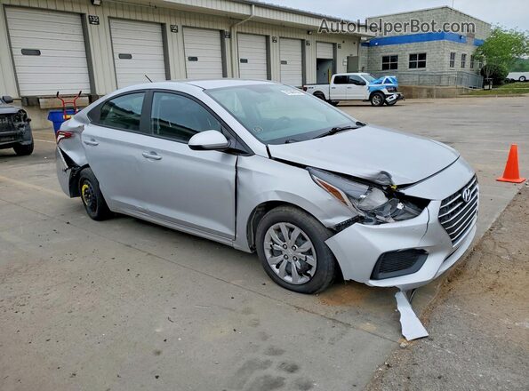 3KPC24A64ME136940 2021 HYUNDAI ACCENT Серебряный Передняя правая четверть