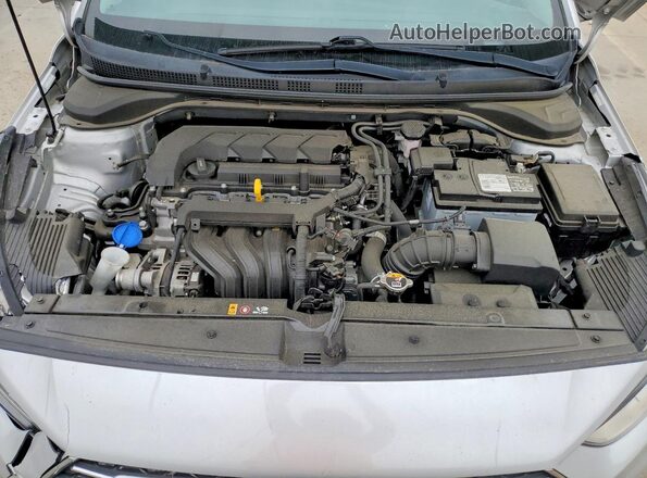 3KPC24A64ME136940 2021 HYUNDAI ACCENT Серебряный Вид задней части салона