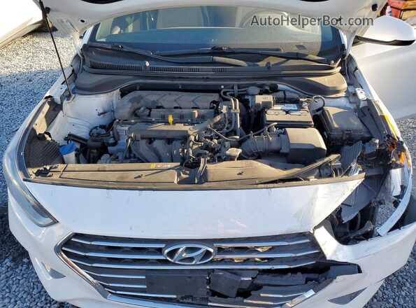 3KPC24A64NE162889 2022 HYUNDAI ACCENT White Вид задньої частини салону
