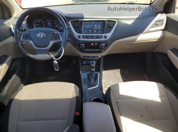 3KPC34A67ME140588 2021 HYUNDAI ACCENT Red Widok deski rozdzielczej