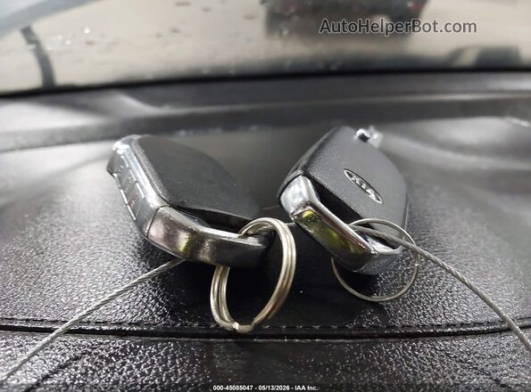 3KPF24AD0LE184090 2020 KIA FORTE Серый Вид панели приборов