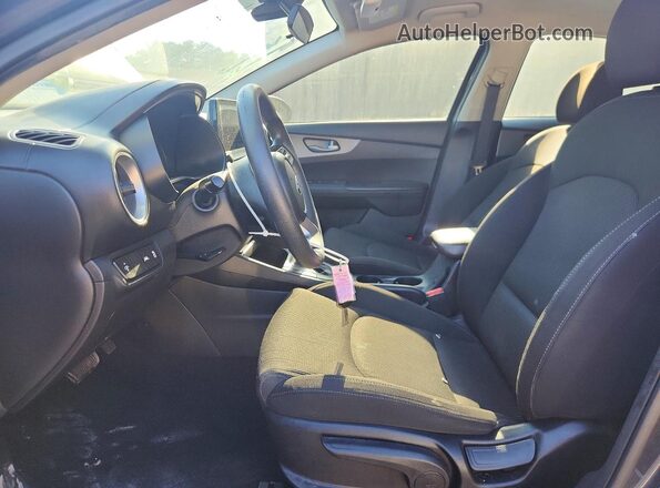 3KPF24AD0ME263759 2021 KIA FORTE Charcoal Вид салону спереду